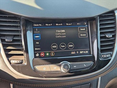 Used 2022 Chevrolet Trax LT w/ Sport Edition AWD/4WD image 12