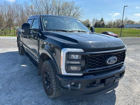 Used 2023 Ford F250 Lariat w/ Lariat Ultimate Package image 16