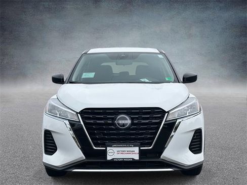 New 2025 Nissan Kicks Play S image 6