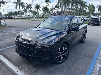 Used 2021 Ford Escape SE w/ SE Sport Appearance Package