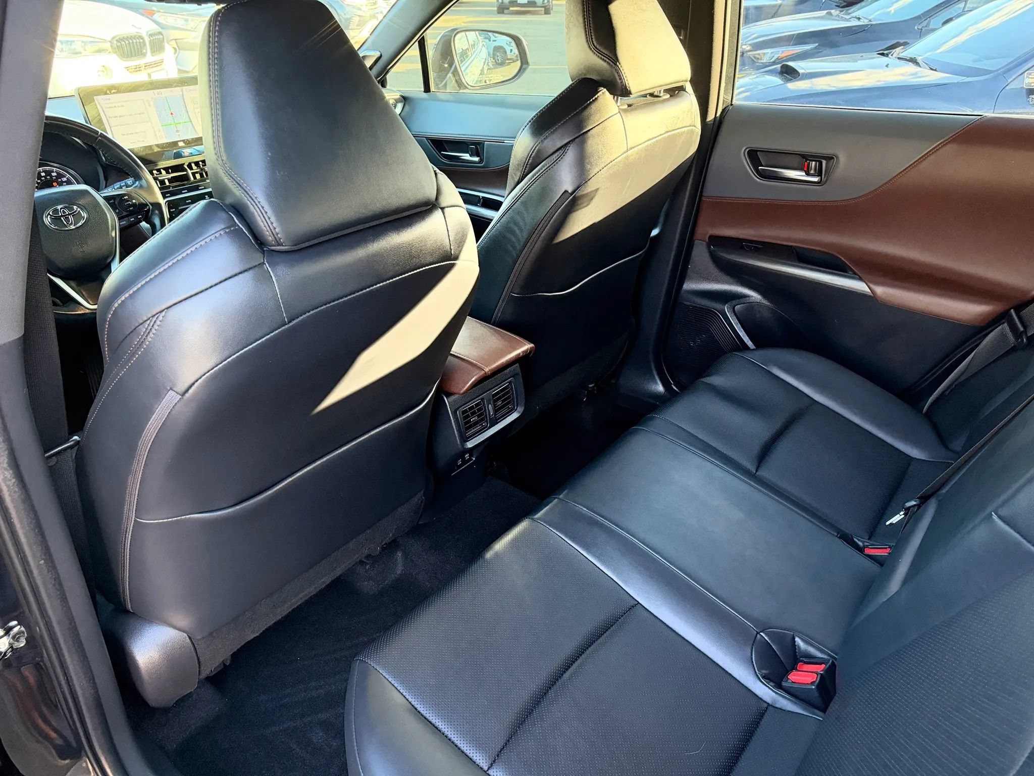 Used 2021 Toyota Venza Limited w/ Advanced Technology Package AWD/4WD image 14