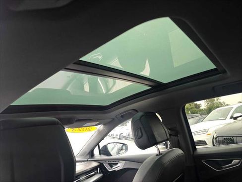 Used 2023 Audi Q4 e-tron Premium Plus w/ Premium Plus image 22