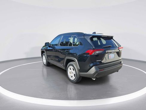 Certified 2021 Toyota RAV4 LE AWD/4WD image 6