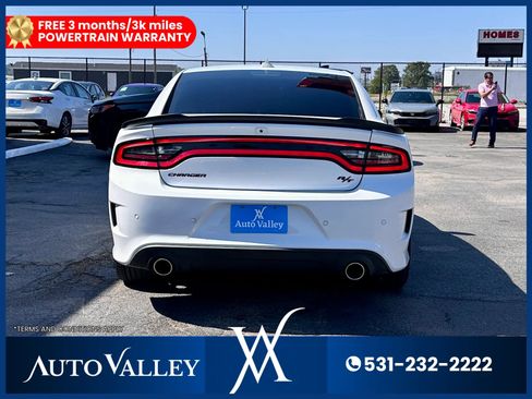 Used 2022 Dodge Charger R/T w/ Plus Group image 6