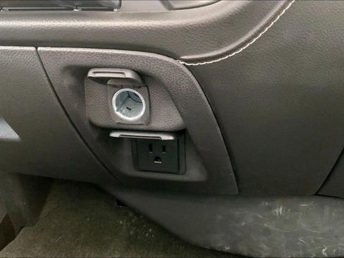 Used 2017 Chevrolet Silverado 1500 LTZ Z71 w/ LTZ Plus Package image 33