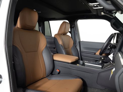 Used 2026 Lexus GX 550 image 28