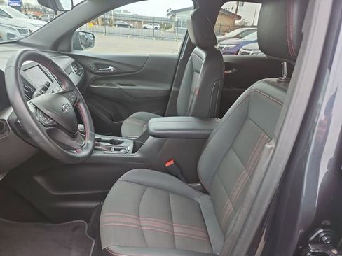 Used 2023 Chevrolet Equinox RS image 9