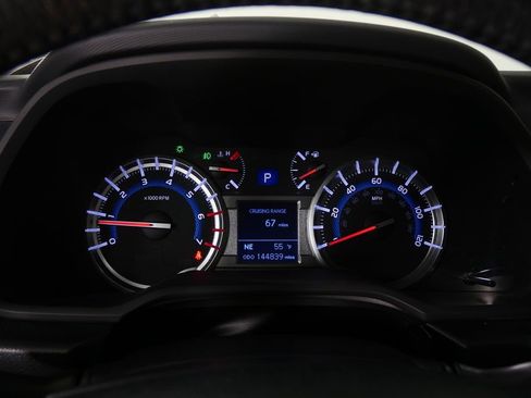 Used 2018 Toyota 4Runner Limited RWD image 17