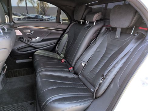 Used 2016 Mercedes-Benz S 550 Sedan image 30