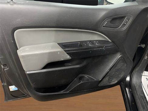 Used 2017 GMC Canyon 2WD Crew Cab image 10