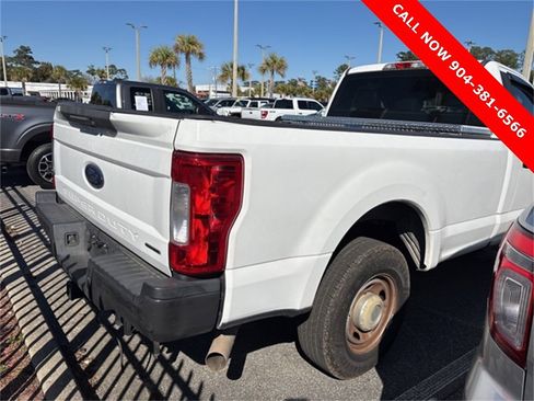 Used 2017 Ford F250 XL image 3