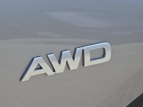 Used 2023 Kia Seltos EX AWD/4WD image 6
