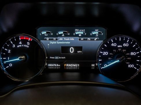 Used 2018 Ford F250 Lariat w/ Lariat Ultimate Package image 18