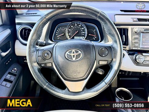 Used 2014 Toyota RAV4 Limited image 19