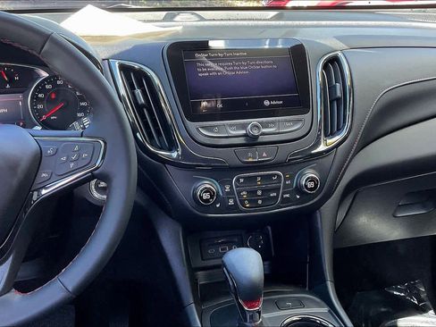Used 2024 Chevrolet Equinox RS image 7