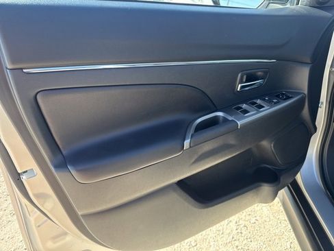 Used 2025 Mitsubishi Outlander Sport SE image 25