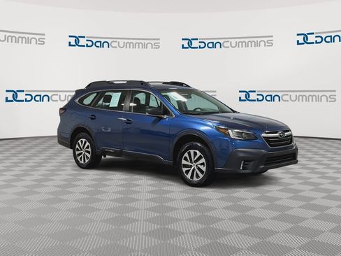 Used 2022 Subaru Outback AWD/4WD image 3