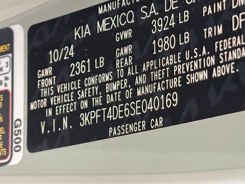 Used 2025 Kia K4 LXS FWD image 28