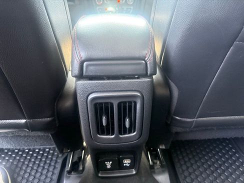 Used 2021 Jeep Compass Trailhawk AWD/4WD image 35