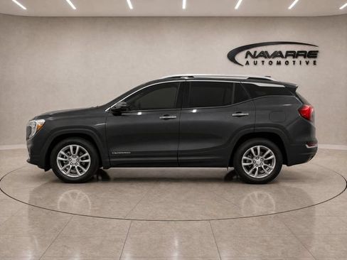 Used 2024 GMC Terrain SLT FWD image 4