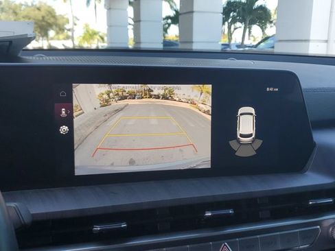 Certified 2023 Kia Telluride EX w/ EX Captain's Chair Package FWD image 27