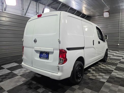 Used 2019 Nissan NV200 SV image 5