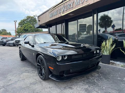 Used 2021 Dodge Challenger R/T Scat Pack w/ 1320 Plus Group RWD image 4