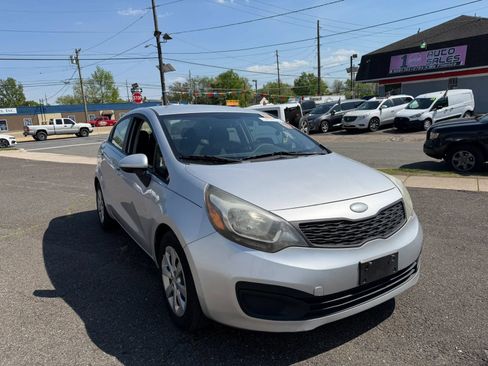 Used 2013 Kia Rio LX w/ PWR Pkg FWD image 2