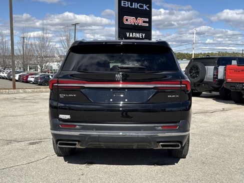 New 2026 Buick Enclave Preferred w/ Super Cruise Package image 2