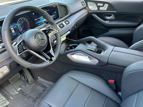 New 2026 Mercedes-Benz GLE 450 4MATIC Coupe image 9