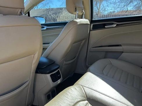 Used 2013 Ford Fusion SE image 33