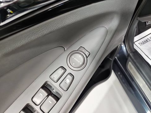 Used 2013 Hyundai Sonata Limited FWD image 12