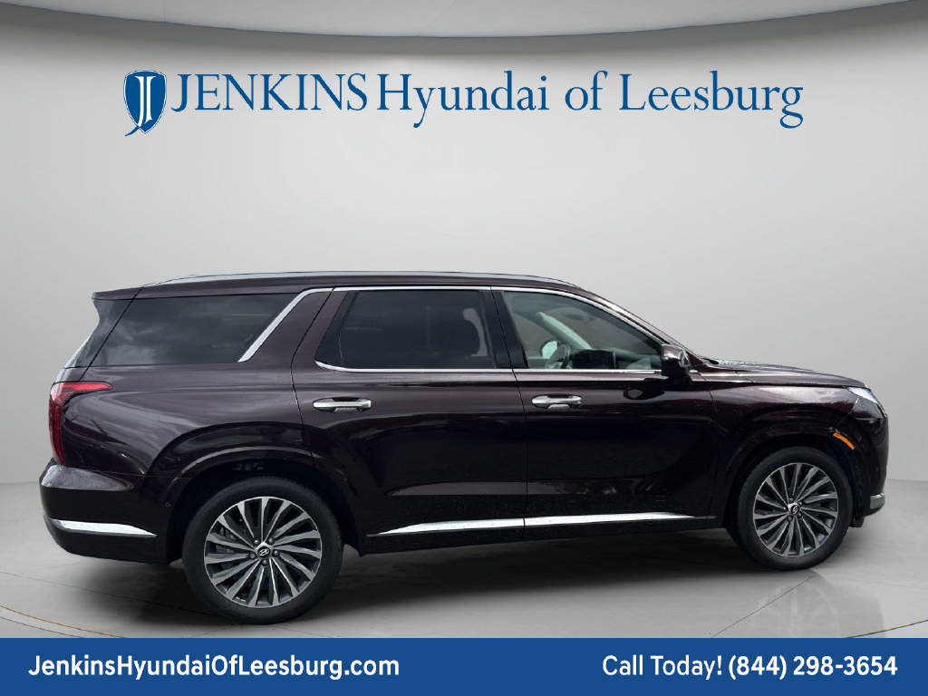 Certified 2024 Hyundai Palisade Calligraphy FWD image 4
