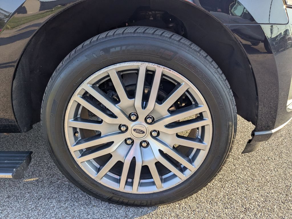 Used 2023 Ford Expedition Limited AWD/4WD image 15
