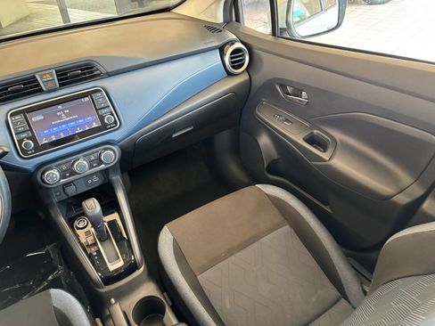 Used 2025 Nissan Versa SV FWD image 32