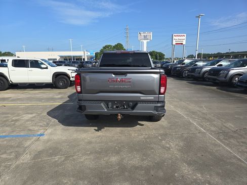 Used 2020 GMC Sierra 1500 Elevation w/ Elevation Value Package RWD image 7