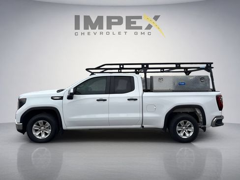 Used 2024 GMC Sierra 1500 Pro w/ Pro Value Package RWD image 2