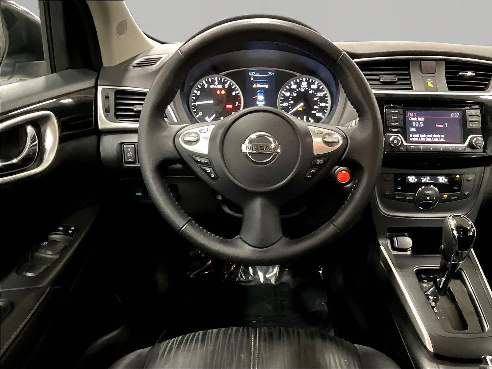 Used 2018 Nissan Sentra SV FWD image 8