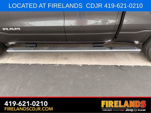 Used 2023 RAM 1500 Big Horn AWD/4WD image 3