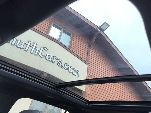 New 2026 Jeep Cherokee Limited image 34