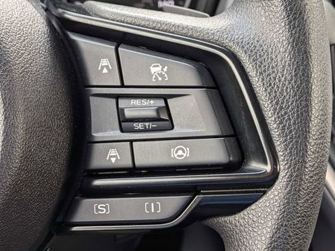 Used 2025 Subaru Crosstrek 2.5i Premium AWD/4WD image 27