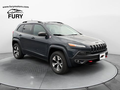 Used 2016 Jeep Cherokee Trailhawk w/ Comfort/Convenience Group AWD/4WD image 1