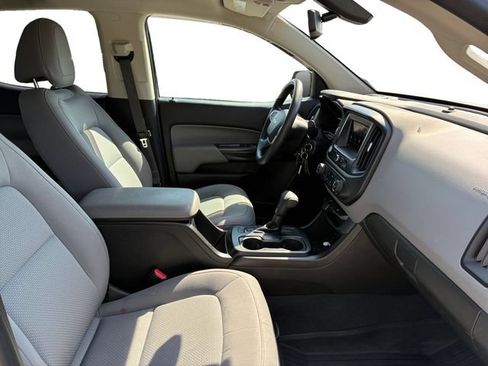 Used 2021 Chevrolet Colorado W/T w/ WT Convenience Package RWD image 12