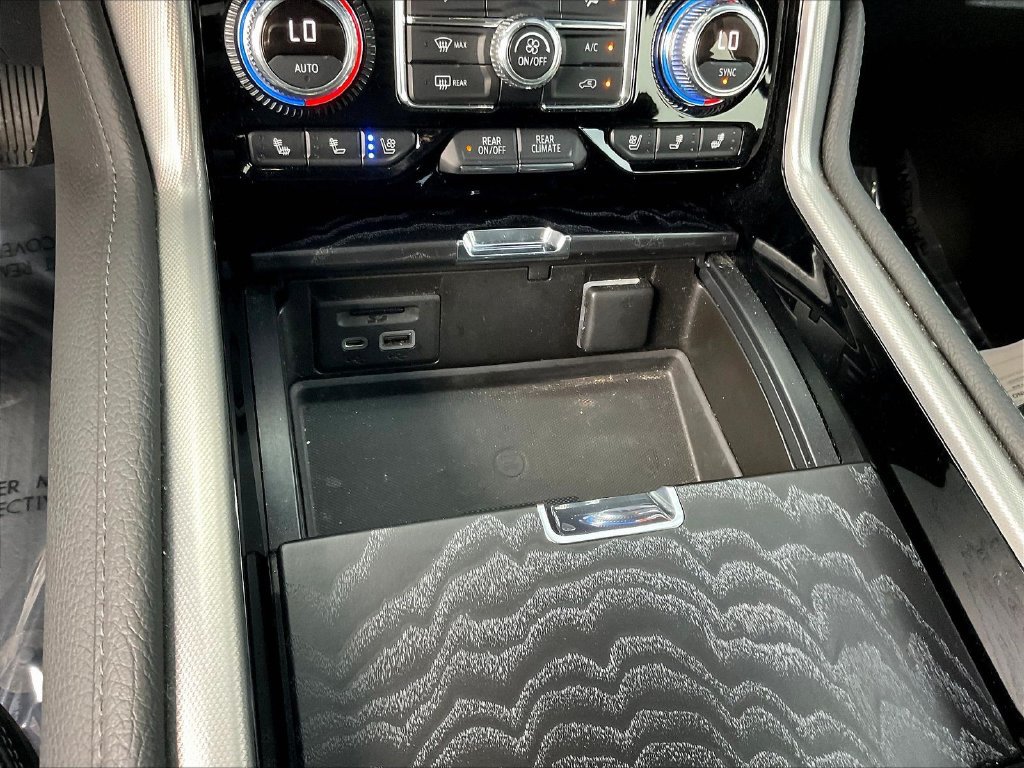 Used 2021 GMC Yukon Denali AWD/4WD image 15