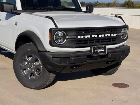 New 2026 Ford Bronco Big Bend image 3