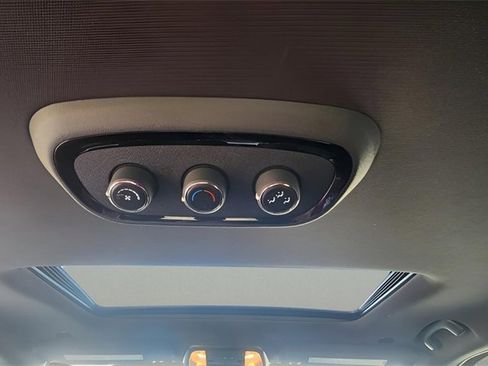 Used 2024 Dodge Durango GT image 21