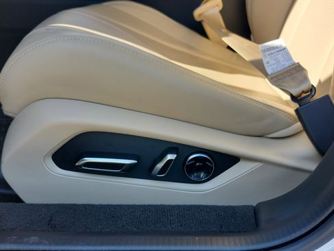 Certified 2025 Acura TLX w/ Technology Package image 35