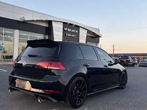 Used 2019 Volkswagen GTI SE FWD image 5
