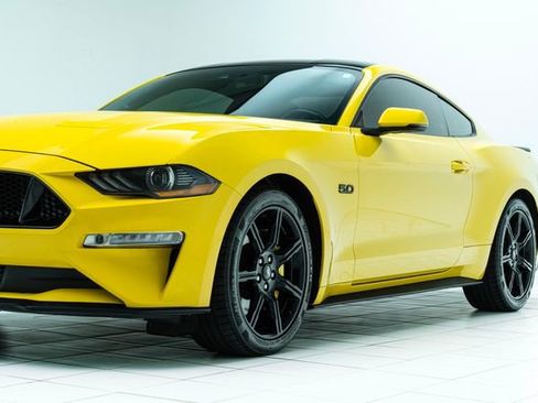 Used 2018 Ford Mustang GT Premium w/ Safe & Smart Package image 9