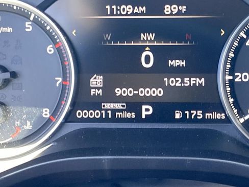 New 2026 Mitsubishi Outlander ES FWD image 8
